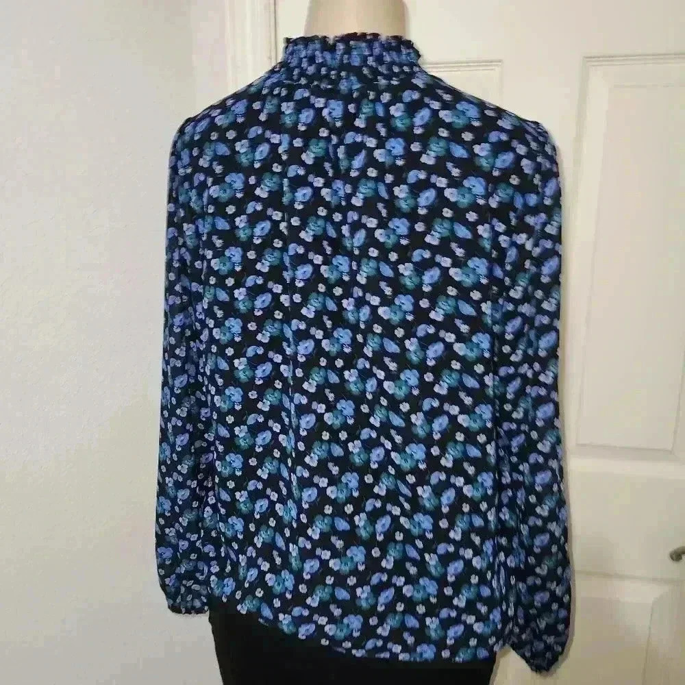 J Crew‎ Mockneck Floral Long Sleeve Blouse Sheer Flowy Size Medium - Picture 3 of 7